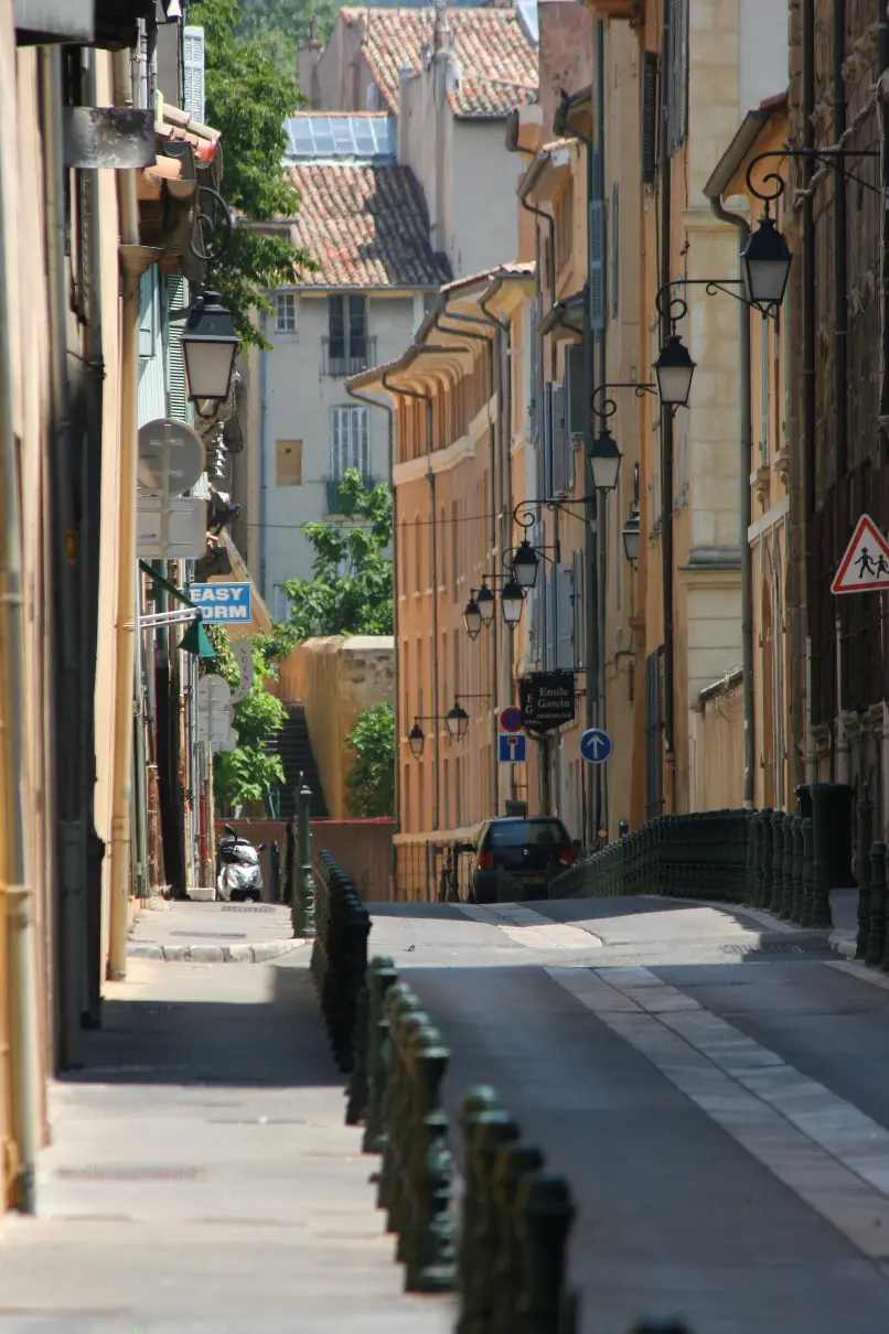 ヨーロッパの路地裏 |こんな家が建てたい! - 家づくりを通じて見えないものを観たい岩手の住宅屋のぼや記